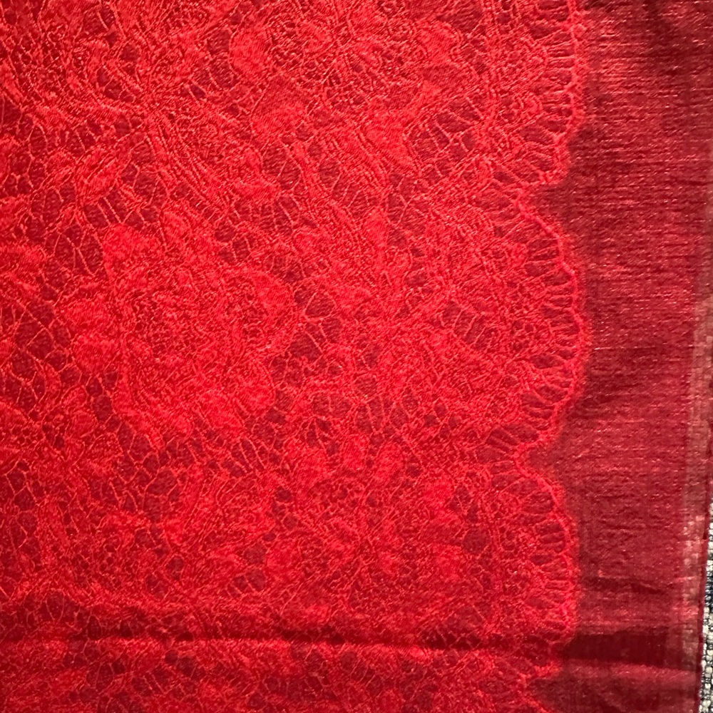 Valentino Iconic Lace Stole | Red Pristine
